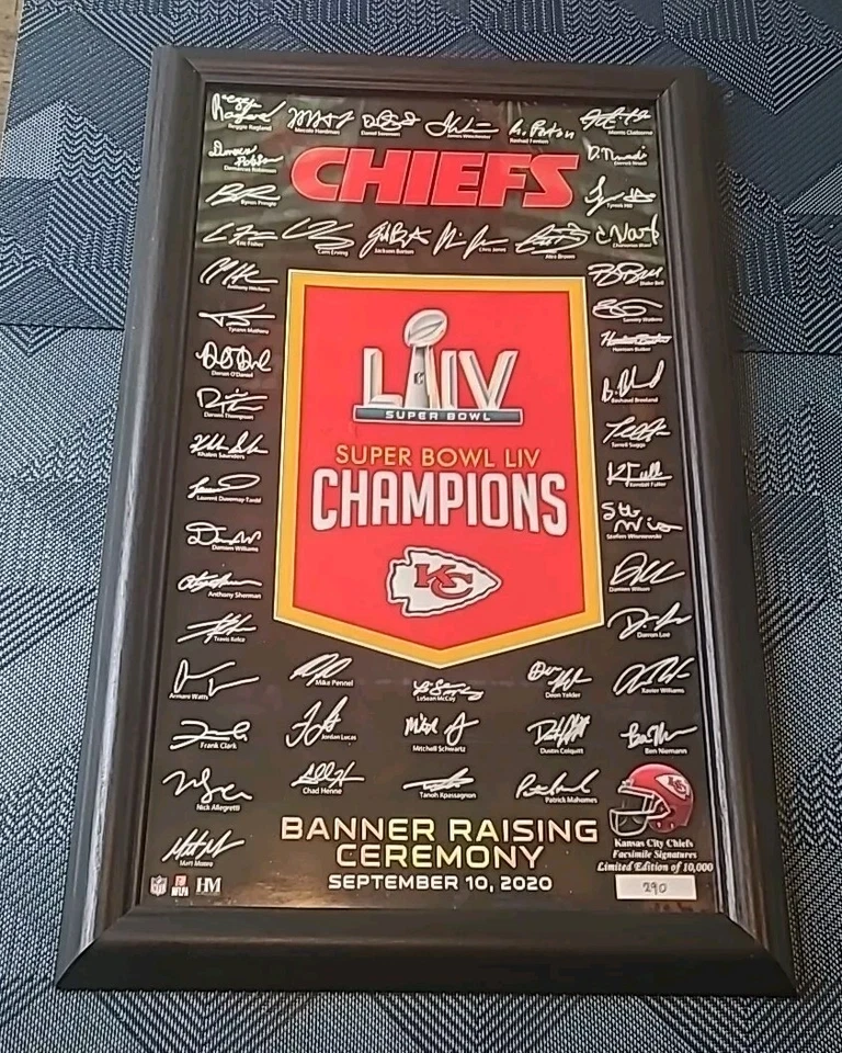 Kansas City Chiefs 12"" x 20"" Super Bowl LIV Champions Banner Raising #290 Foto 1 de 4