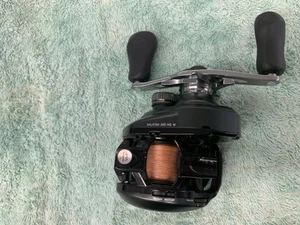 Shimano Curado 200 Hg M Bait Caster Fishing Reel - Picture 1 of 5