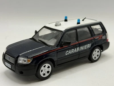 Coche modelo diecast Subaru Forester escala 1:43 muy raro DEA Carabinieri Foto 1 de 4