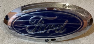 FORD F-250/350/450 SUPER DUTY 2017-2019 GRILLE EMBLEM W/CAMERA OEM HC3Z-8213-E - Picture 1 of 7