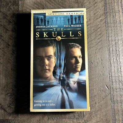 The Skulls (VHS, 2001) Special Edition Joshua Jackson, Paul Walker - Image 1 of 4