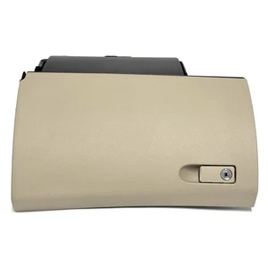 W204 MERCEDES 2013 C250 DASHBOARD GLOVE BOX COMPARTMENT BEIGE OEM 26K - Foto 1 di 10