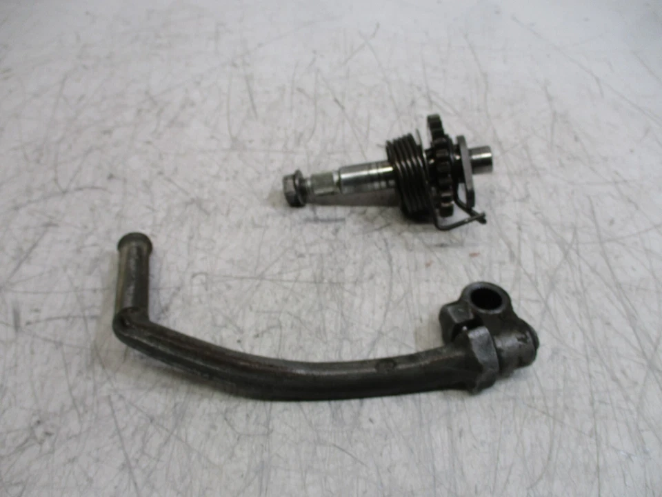 Yamaha yz80 yz 80 1989 89 eje de pateador eje de arranque arranque Foto 1 de 4