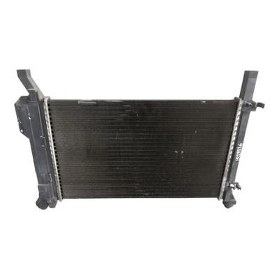 Radiatore Acqua Raffreddamento MERCEDES CLASSE A W169/CLASSE B W245 USATO - Immagine 1 di 2