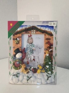 Light up Merry Christmas Snowman Christmas Tree Photo Frame For 4” x 6” Photo - Picture 1 of 11