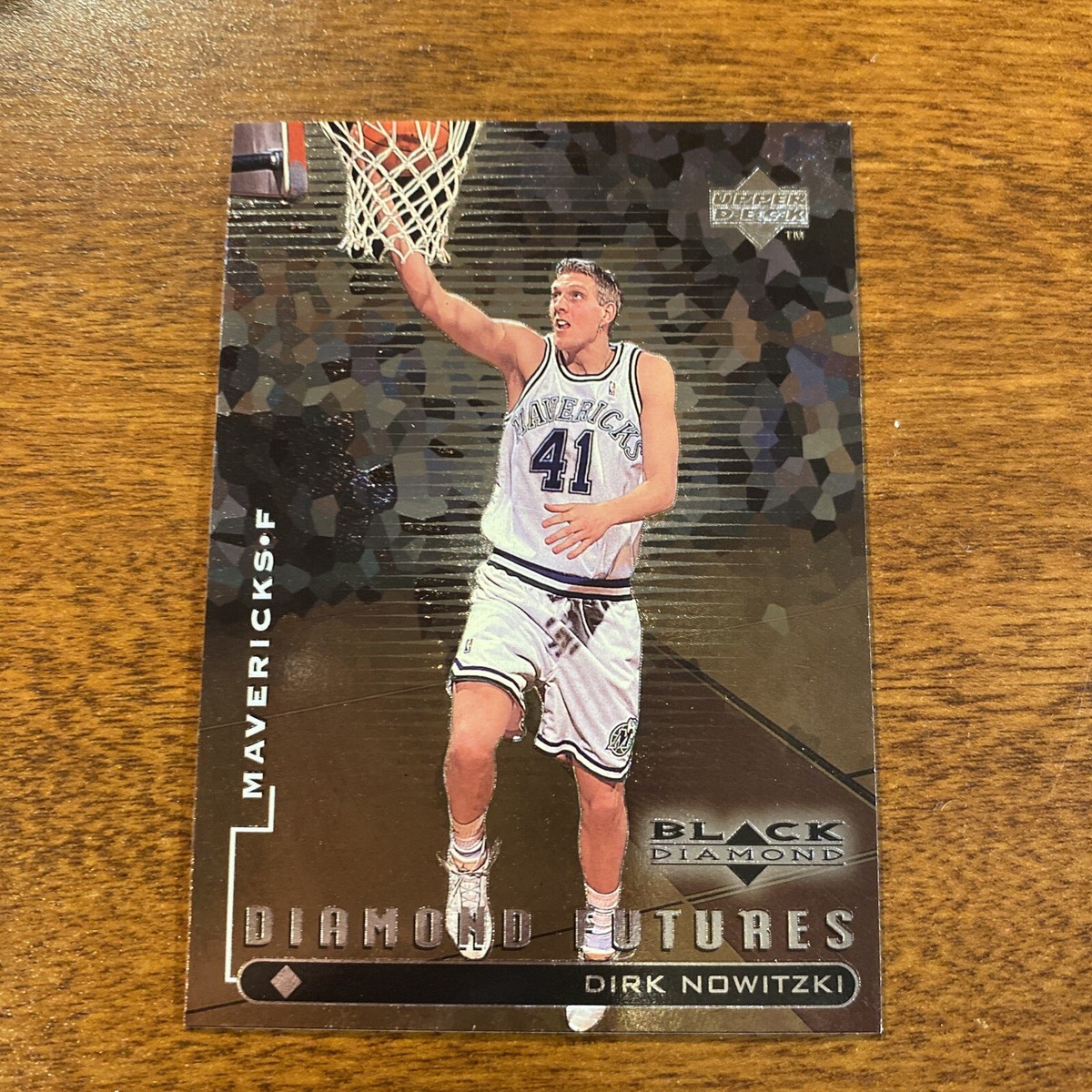 1998-99 UD Black Diamond Dirk Nowitzki 92 Diamond Futures Rookie Card