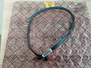 IBM (69Y1328) X3500 M, X3550 M4 - Internal Mini SAS Cable 28" (49Y6961) - Picture 1 of 2