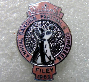 1962 Butlin's Holiday Camp Filey Pink Festival Anual de Baile e Insignia del Congreso - Imagen 1 de 2