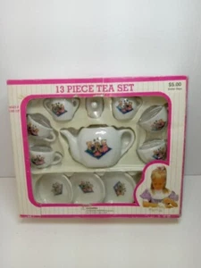 Vintage 13-teiliges Teeset Bären und Honig 8 Jahre und älter Neu aus altem Lagerbestand - Bild 1 von 2
