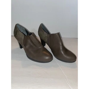 RIALTO Gray Zip Embossed Booties Shooties Boots Ankle Posie Size 9 Faux Snakeski - Picture 1 of 8