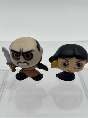 Mulan & Shan Yu - Villanos Doorables Disney Rivaling Royals Foto 1 de 4