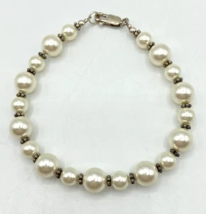 Bracciale Distanziatore Fatto a Mano Finta Perla Tono Argento Lungo 7 1/4" Classico Delicato - Foto 1 di 4
