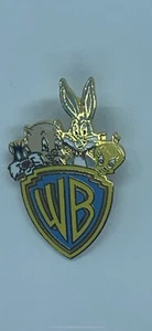 New 1987 Warner Bros Looney Tunes Pin by Pinnacle Designs bugs bunny porky pig  - Picture 1 of 3