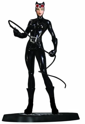 Estátua online da Mulher-Gato DC Direct DC Universe - Imagem 1 de 4