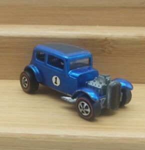 1969 Hot Wheels Redline Classic '32 Ford Vicky SpectraFlame Blue Some Wear