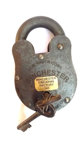 4"Antique Etching & Amazing Padlock & Brass Logo Winchester Firearms Factory 345 Cover
