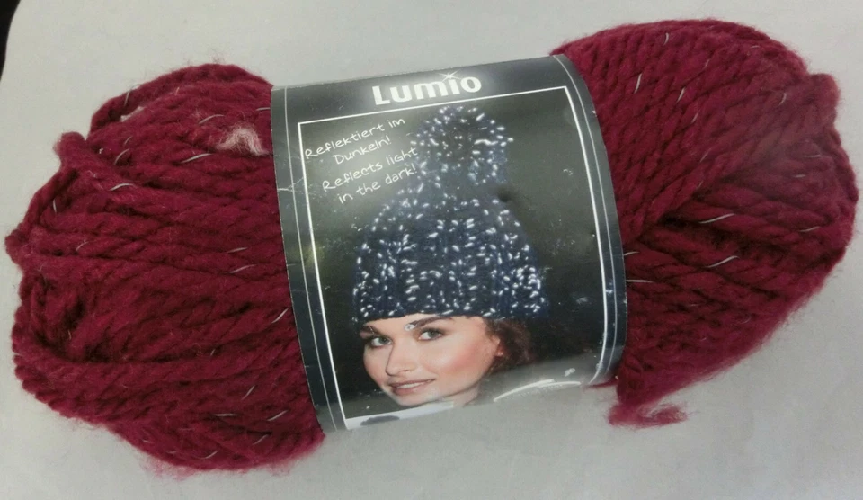 (66,60 €/kg): 150 g LUMIO, reflektiert in Dunkelheit  Fb.32 bordeauxrot   #4231 - Bild 1 von 2