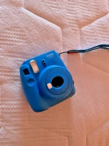 Fujifilm Instax Mini 9 Instant Camera - Cobalt Blue - With Case - Fast Delivery - Picture 1 of 8