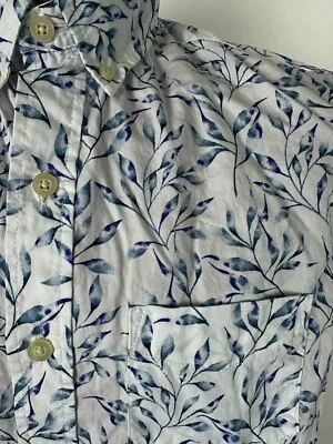 Floral Button Down Shirt Men Small Slim Hawaiian Aloha Preppy Cotton Kennington - Image 1 of 4