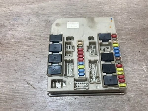 2005 MAZDA 2 1.6 PETROL FUSE BOX 902665A - Picture 1 of 4