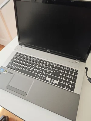 Acer Aspire V3-771G 17 3 Zoll Blu-Ray Intel Core I5 128GB SSD 8GB RAM - Bild 1 von 4