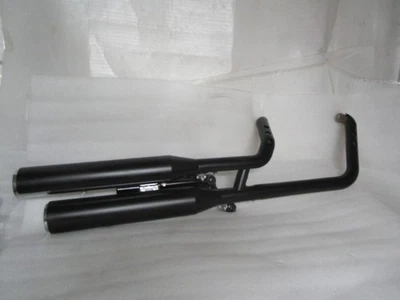 Harley Davidson Street Bob 18-24 escape completo FXBB Foto 1 de 4