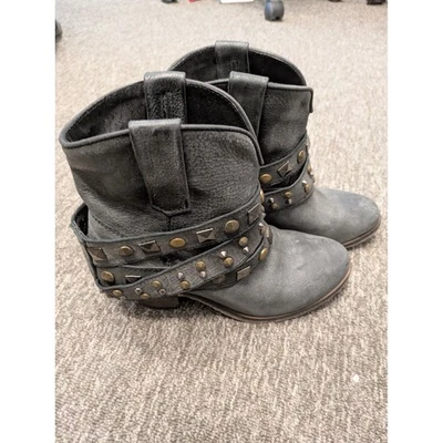 Corral Boots Women's Grey Leather Studded Ankle Western Boots Size 8 - Image 1 of 4