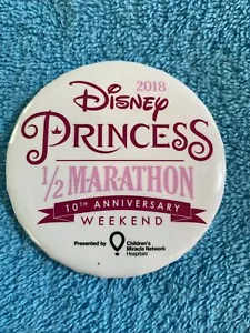 Disney 2018 10th Anniversary Princess 1/2 Marathon Weekend Button New - Picture 1 of 3