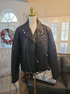 Chaqueta de bombardero para mujer Members Only negra recortada de cuero sintético con guijarros M - Imagen 1 de 8