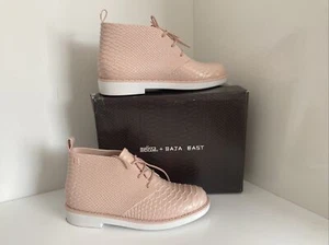 🐝Melissa Baja East Python Chukka / Desert Boots: Pink / Blush: UK 6: EU 39 🐝 - Picture 1 of 4