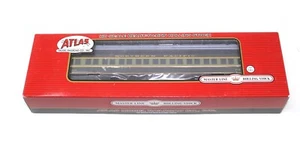 Atlas - Northern Pacific Paired Window Coach #609 - Picture 1 of 2