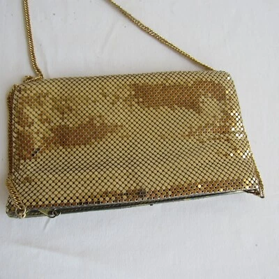 Vintage Gold Metal Mesh Purse. Bag Whiting Davis Long Chain Clutch 8x4in 70s - Image 1 of 4