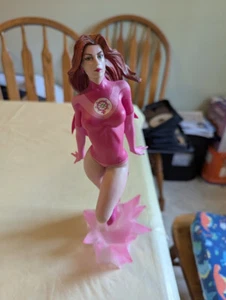 Femme Fatales Invincible Atom Eve PVC Statue by Diamond Select - Picture 1 of 7