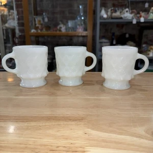Tazza caffè Fire King Kimberly diamante 8 oz vetro bianco latte vintage metà secolo  - Foto 1 di 7