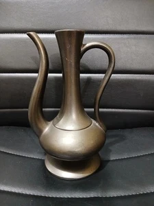 Brocca vintage 10" ceramica ottone dipinto firmata R D - Foto 1 di 8
