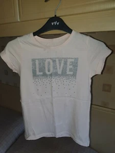 GIRLS PRIMARK PINK & SILVER GLITTER LOVE T-SHIRT TOP 9-10 YEARS VALENTINE'S DAY - Picture 1 of 5