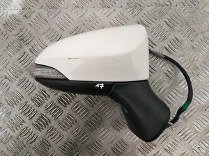 TOYOTA AVENSIS Estate T27 Right Side Wing Mirror E11026983 - Picture 1 of 11