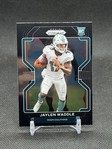 Panini Chronicles Prizm Black 2021 Jaylen Waddle novato (RC) #PB-10 - Imagen 1 de 2