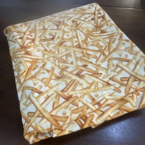 Fast Food Fries French Fries Restaurant Fabric 2-3/4 Yards Robert Kaufman Chef - Picture 1 of 4