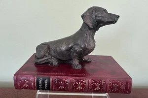 The Original Book Works Limited Bronze DASHUND su resina libro fermacarte Inghilterra - Foto 1 di 15