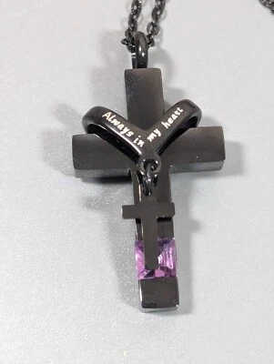 Collar Colgante Cruz Metálica Negra Púrpura Cuadrado Circonita cúbica Siempre Mi Corazón 20 pulgadas Foto 1 de 4