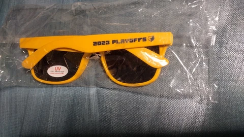Memphis Grizzlies 2023 Playoffs Fan Giveaway Sunglasses Cover