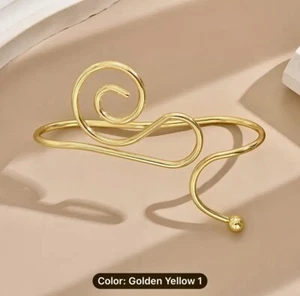 Gold Hand Cuff Bracelet - Picture 1 of 3