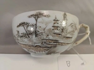 Antique Japanese Yokohama Porcelain Kutani Tea Cup Snow Temple Pagoda Japan B - Picture 1 of 11