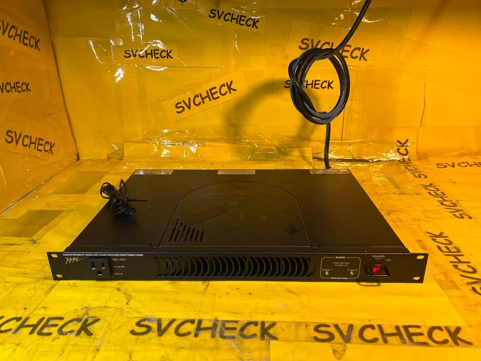 Middle Atlantic Products PDCOOL-1115R PowerCool Rackmount Power Distribution - Image 1 of 4