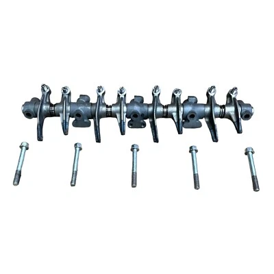 Brazo basculante de tren de válvulas Chevrolet GMC 6,6 L Duramax OEM con herrajes 04-23 Foto 1 de 4