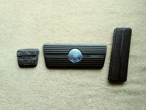 1967-68 CAMARO NOVA Park Emergency Gas Accelerator DISC BRAKE Pedal Pad Kit OER - Picture 1 of 6