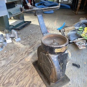 De Laval Junior #4 Electric Cream Separator Base - Picture 1 of 11