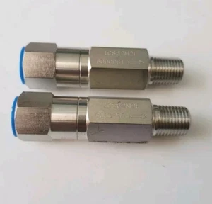 2 Mako 1/4" NPT 316ss In-Line Ball Check Valve Buna Seals (6000 Psi) ICS62M2F - Picture 1 of 2