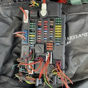 11-13 MINI COOPER R60 COUNTRYMAN INTERIOR RELÉ DE FUSIBLES MÓDULO 9809381 OEM - Imagen 1 de 3